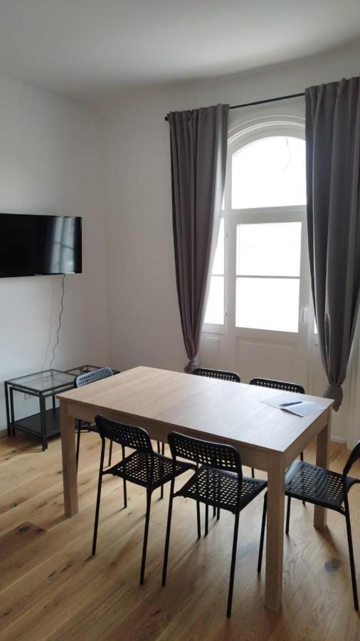 Krems Am Campus Apartment Bagian luar foto